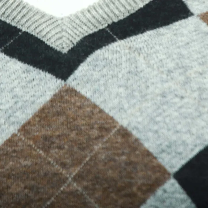 Sweater%20for%20Men%20%E2%80%93%20Grey%20Woolen%20Full%20Sleeve%20Argyle%20Pattern%20%7C%20Winter%20&%20Formal%20Wear%20Pullover%20-%20Image%203