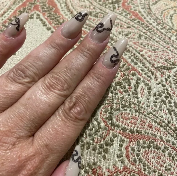 VaryGood%20Joyful%203D%20Snake%20Art%20Self%20Adhesive%20Nail%20Sticker%20-%20Image%208