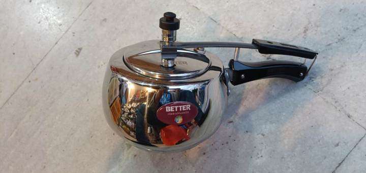 Stainless%20Steel%20Pressure%20Cooker%202%20Liters%20-%20Image%202