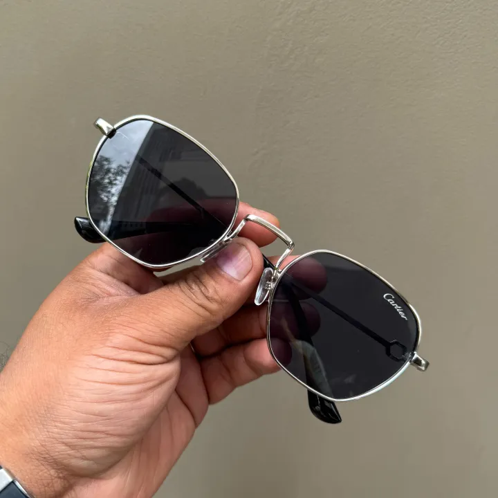 Elegant%20Men's%20Classic%20%20Silver%20Frame%20Sunglasses%20with%20Black%20Lens%20-%20Hi-Quality%20Fashion%20Eyewear%20-%20Image%205