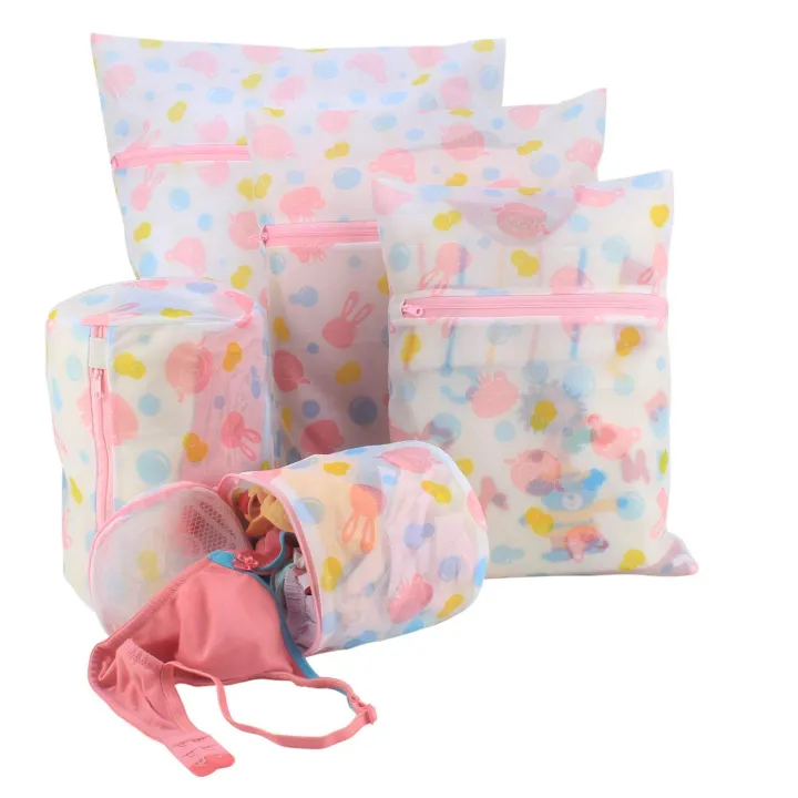 Set%20of%205%20%20Mesh%20Laundry%20Bags%20%7C%20Safeguarding%20Delicate%20Fabrics%20in%20Your%20Washing%20Machine%20%7Cwith%20Zip%20Lock%20for%20Delicate%20Clothes,%20Stockings,%20Underwear,%20Bras%20&%20Lingerie%20-%20Image%202