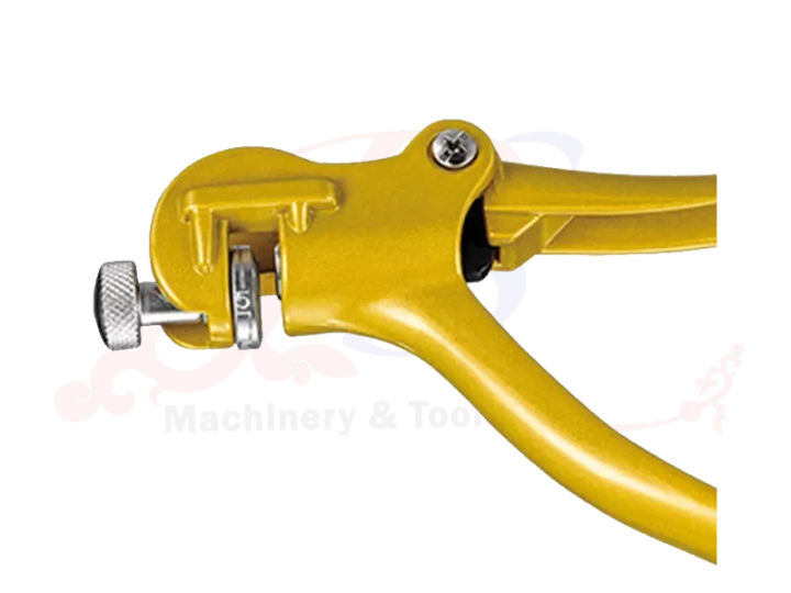 Saw%20Set%20Plier%20For%20Woodworking%20Saw%20Teeth%20-%20Image%203