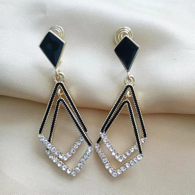1%20Pair%20Simple%20&%20Elegant%20Korean%20Style%20Earrings%20-%20Geometric%20Black%20Double%20Rectangle%20Drop%20Earrings%20With%20Diamond%20Sparks%20-%20Party%20Wear%20&%20Professional%20Wear%20Earring%20For%20Women%20,%20Girls%20&%20Teens%20-%20Image%204