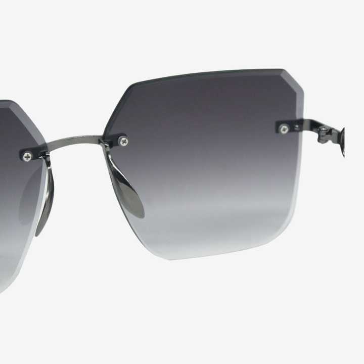 Grey%20Color%20Square%20Shaped%20Sunglasses%20For%20Men%20-%20Image%205