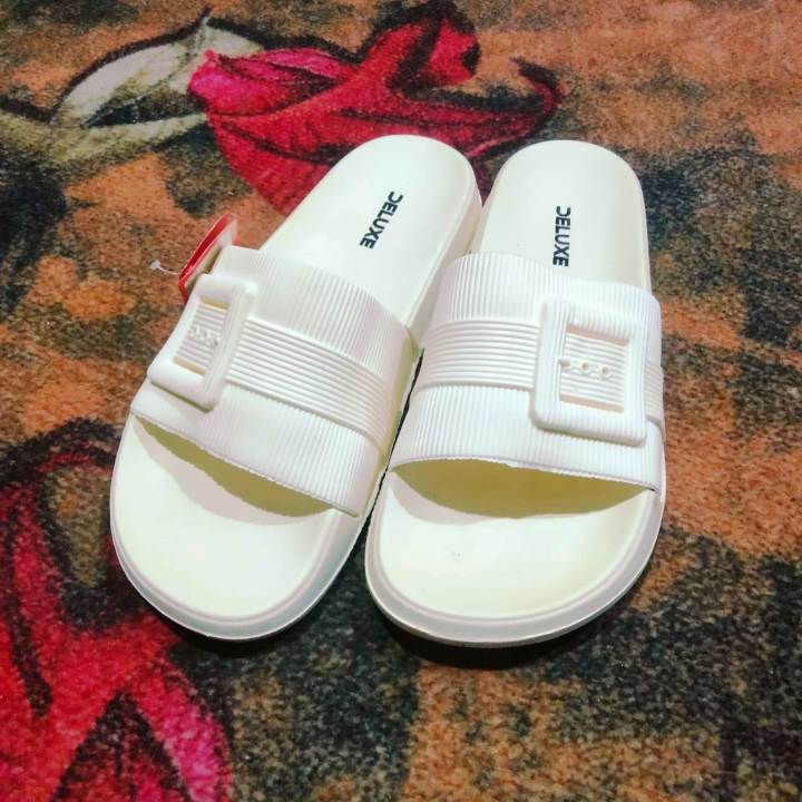 Trendy%20Deluxe%20chappal%20for%20Females,%20Latest%20design%20slippers%20for%20Women,%20Low%20price%20ladies%20chappal%20of%20Deluxe%20Shoes%20-%20Image%205