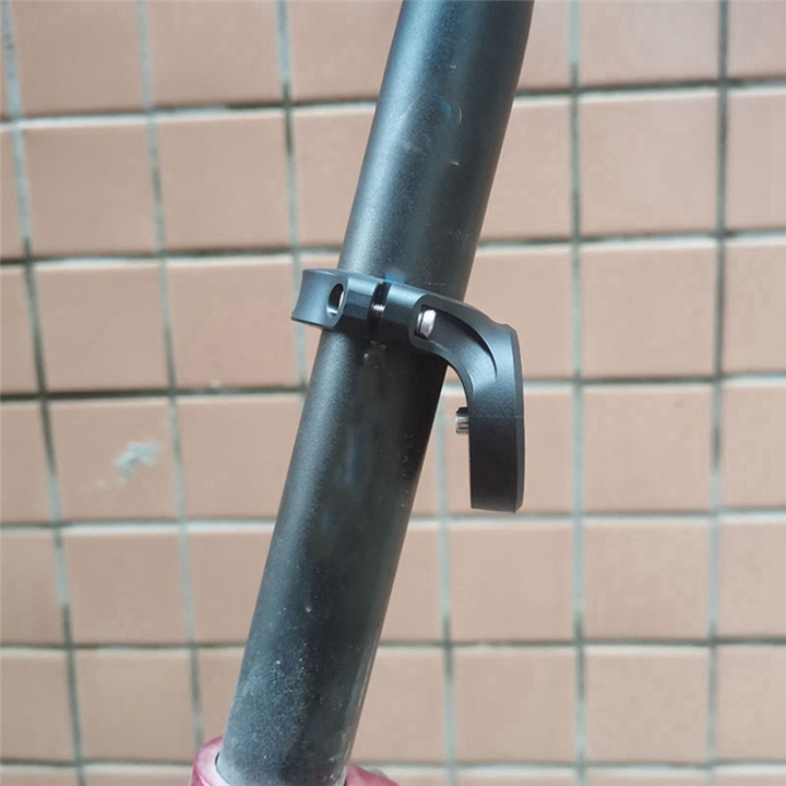 Radar%20Tail%20Light%20Bracket%20Black%20Tail%20Light%20Bracket%20Tail%20Light%20Bracket%20Suitable%20for%20Radar%20Tail%20Light%20Bracket%20RVR315RTL510515500%20-%20Image%205