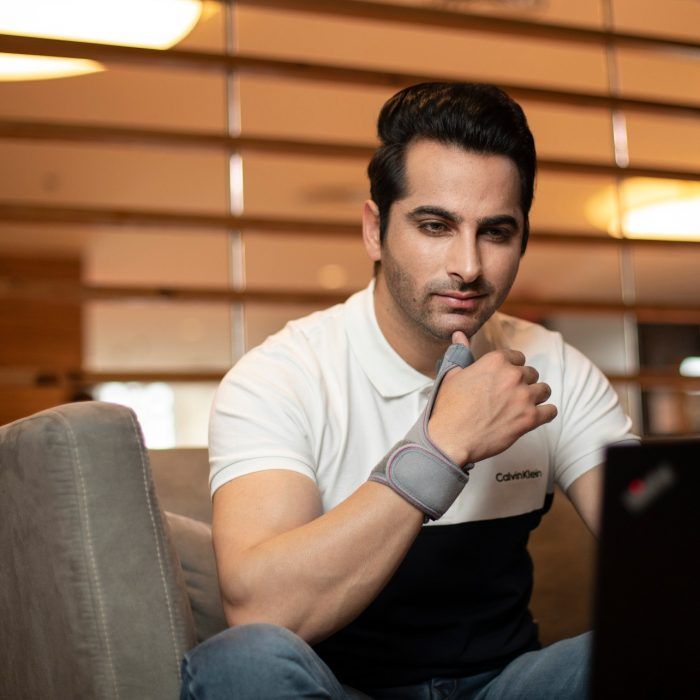 Tynor%20Premium%20Quality%20Thumb%20Spica%20Splint%20(Model%20No.F-06)%20-%20Image%208