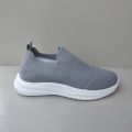 Breathable Without Lace All Plain No Logo Soft Flexible Sports Shoe For Women E127. 