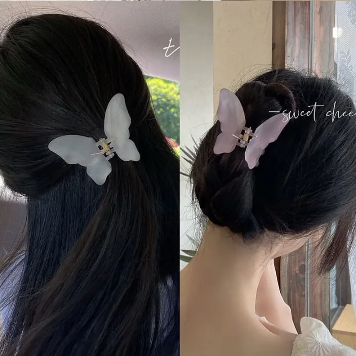 Masala%20Cottage%20-Sweet%20Transparent%20Colourful%20Butterfly%20Design%20Large%20Hair%20Claw%20Clip%20For%20Women%20-%20Transparent%20%7C%20Fashion%20Hair%20Clutcher%20For%20Women%20-%20Image%202