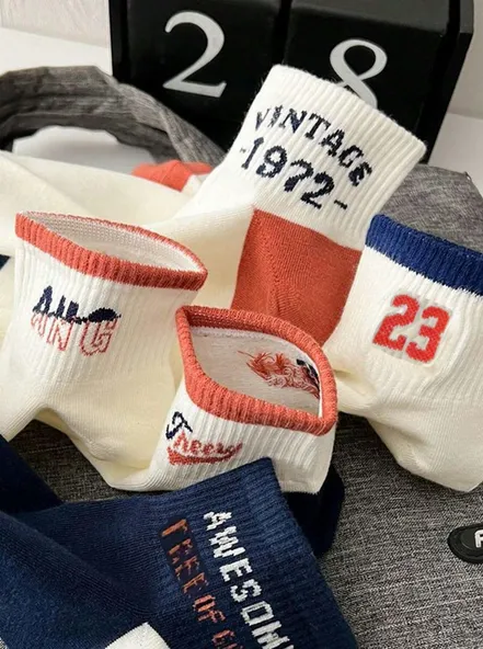 Free%20Size%20Super%20Babaal%20Socks%20for%20Men%20and%20Boys%203%20Pairs%20All%20Season%20in%203%20Different%20Colors%20-%20Image%205