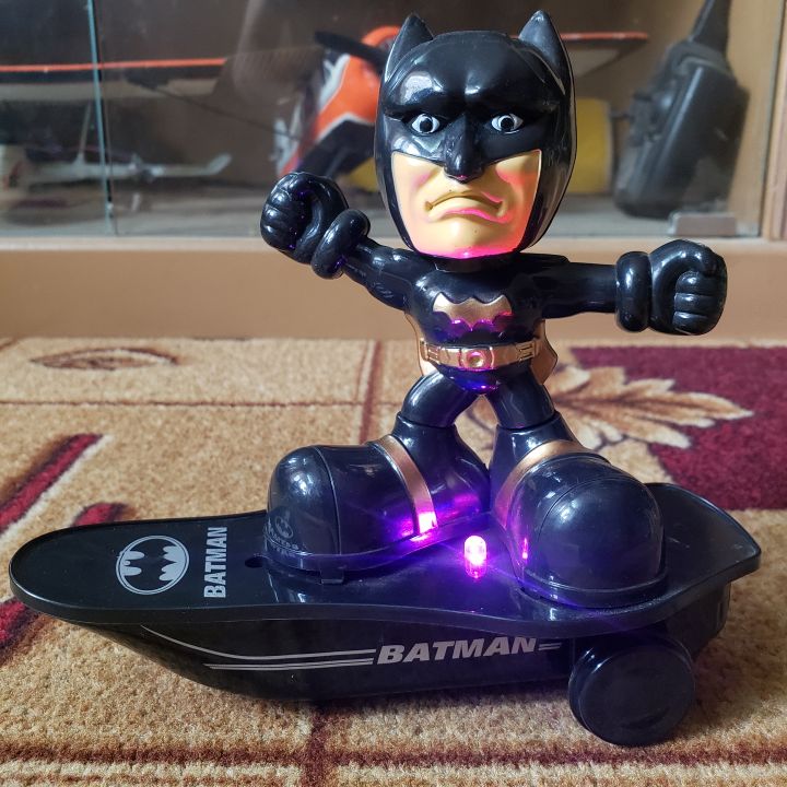 Remote%20Control%20RC%20Batman%20Skateboard%20-%20Image%202