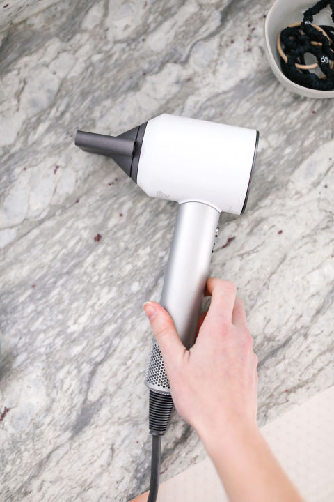 Necos%20Supersonic%20Leafless%20Ionic%20Hair%20Dryer%20Salon-Grade%201600W%20Power%20%7C%20Fast%20Drying%20%7C%20Hot%20&%20Cold%20Air%20%7C%20Professional%20&%20Home%20Use%20-%20Image%207