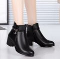 Fashion Ankle Boots Women's Black Round Toe High Heels Autumn and Winter Chunky Heels Rhinestone Leather Boots Bota Feminina. 