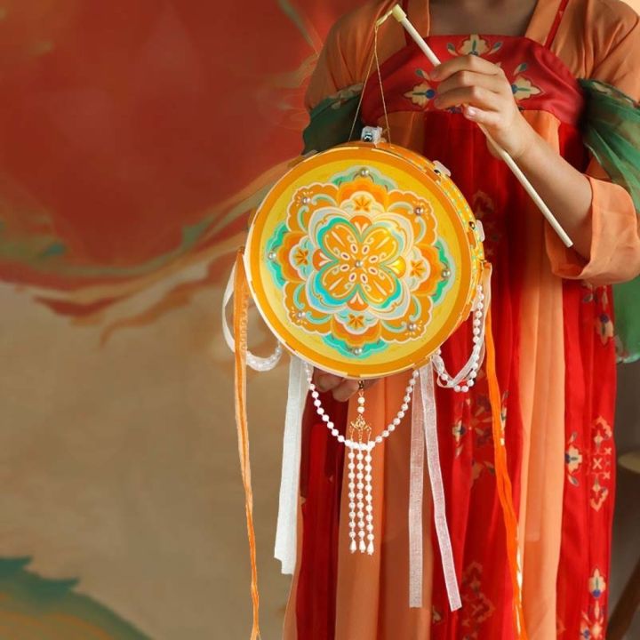 Chinese%20Portable%20Light%20LED%20Warm%20Glow%20Dunhuang%20Lanterns%20Bead-strand%20Drum%20Shaped%20Flower%20Drumlamp%20Hanging%20Ribbons%20Retro%20Pattern%20Ancient%20Style%20Light%20Crafting%20Activity%20-%20Image%208