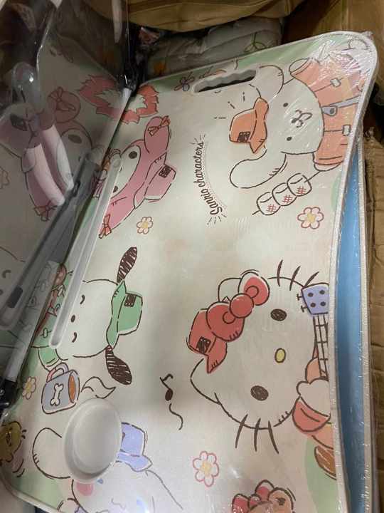 Printed%20Study%20Table%20for%20Kids%20And%20Laptop%20iPad%20Table%20With%20Glass%20Holder(Print%20May%20Vary)%20-%20Table%20For%20Kids%20%7C%20-%20Image%204