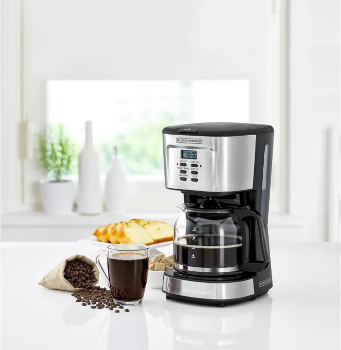 Black+Decker%20900W%2012%20Cup%2024%20Hours%20Programmable%20Coffee%20Maker%20With%201.5L%20Glass%20Carafe%20And%20Keep%20Warm%20Feature%20For%20Drip%20Coffee%20And%20Espresso,%20Black%20-%20Dcm85-B5%20-%20Image%207