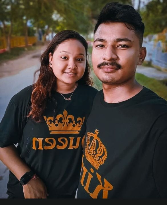 Binay%20Embroidery%20Black%20King%20&%20Queen%20Printed%20Couple%20T-Shirt%20For%20Men%20&%20Women%20-%20Fashion%20%7C%20T-Shirts%20%7C%20Unisex%20%7C%20Upper%20Wear%20%7C%20-%20Image%203