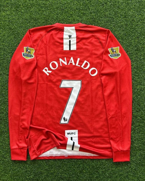 Ronaldo%20Retro%20Kit%20(2008%20Final)%20-%20Image%202