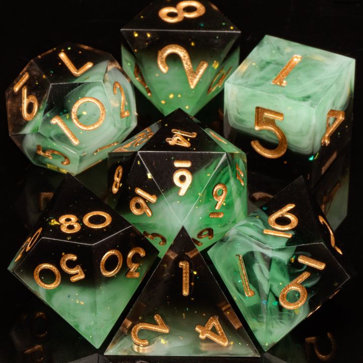 Weihonghunfei【2025 Version】 Set Dice Resin, Resin DnDD, Dragon and Applicable, D Make Handmade Resin Polyhedron D Dice Set in Dungeon D and Dice with Sharp Edge Dice Green Affordable