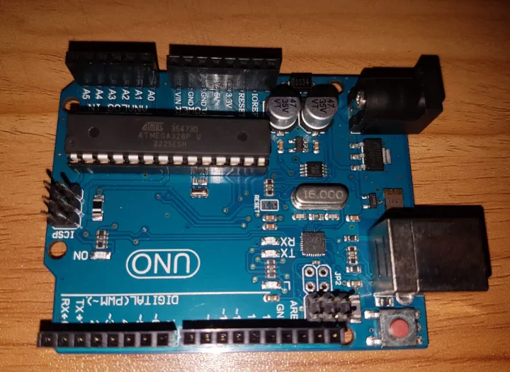 Arduino%20UNO%20Original%20R3%20board%20with%20DIP%20ATmega328P%20with%20USB%20Cable%20-%20Image%204