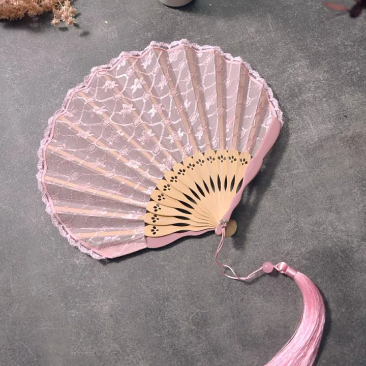 Retro%20Multicolor%20Lace%20Folding%20Fan%20Flower%20Pattern%20Shell-Shaped%20Hand%20Fold%20Fan%20Gifts%20Dance%20Props%20Portable%20Fan%20Performance%20Favors%20-%20Image%203