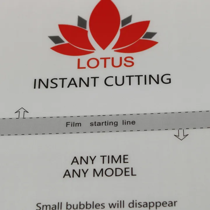 Matt%20Instant%20Cutting%20Hydrogel%20Screen%20Protector%20-%20Image%203