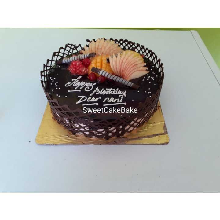 2 Pound Chocolate Garnished With Fruits Cake