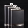 Portable Stainless Steel Hip Flask PU Leather Wrapped 9oz Whisky Flagon Leakproof Liquor Flask Wedding Party. 