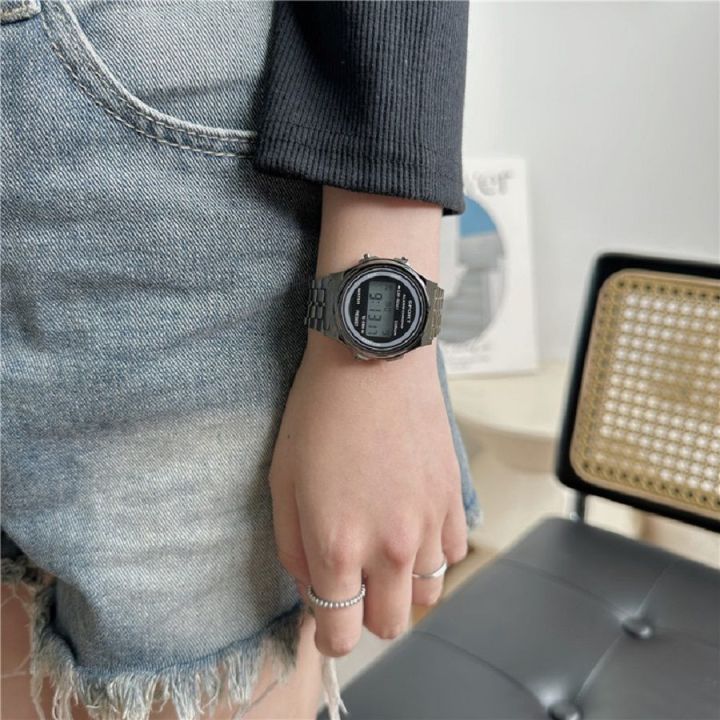 Vintage%20Fashion%20Small%20Round%20Watch%20Steel%20Band%20Small%20Gold%20Watch%20Unisex%20Hong%20Kong%20Style%20Exquisite%20Digital%20Display%20Luminous%20Electronic%20Watch%20-%20Image%205