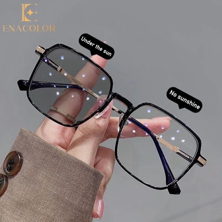 Glasses%20prescription%20radiation%20protection%20men's%20eyeglasses%20graded%20Enacolor%20photochromic%20glasses%20with%20grade%20interchangeable%20lenses%20-%20Image%202