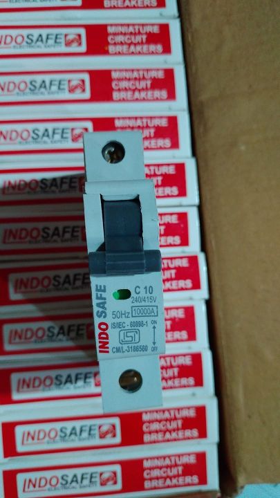 Mcb%206%20Amp%20Single%20%2012%20Pic%20Pet%20-%20Image%203