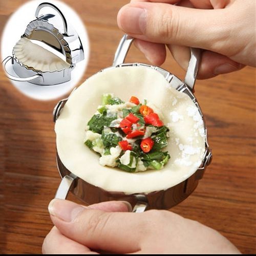 Stainless%20Steel%20Dumpling%20Maker%20(Momo%20Maker)%20-%20Image%203