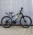 RoadRover 27.5" Inches Mountain Bike. 