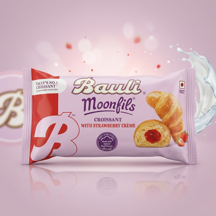 Bauli%20Moonfils%20Croissants%20Combo%20Pack%20%7C%20Strawberry,%20Chocolate%20&%20Vanilla%20Creme%20Filled%20Croissants%20%7C%20Imported%20Snack%20Nepal%20-%20Image%203