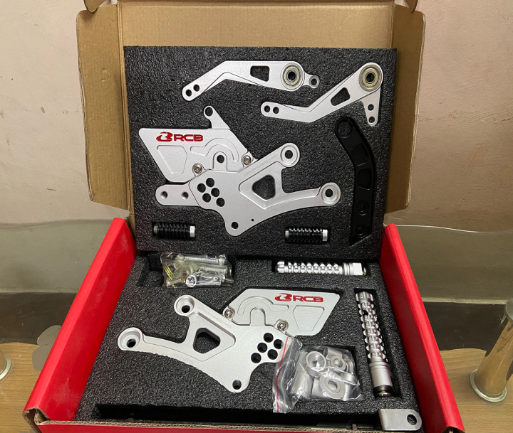 RCB S2 Single Set Footrest for R15 V3,V4,M,MT