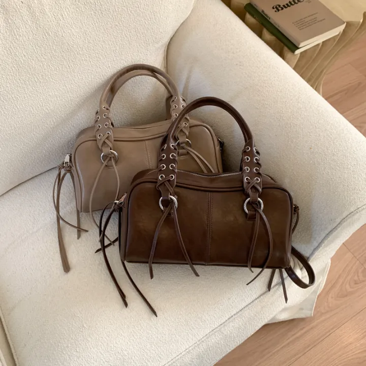 Women%E2%80%99s%20PU%20Leather%20Handbag%206625%20%7C%20Designer%20Handheld%20&%20Crossbody%20Bag%20%7C%20Stylish%20Leather%20Strap%20Detail%20Design%20bag%20for%20women%20-%20Image%206