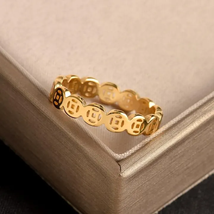 New%202025%20Women%20Lucky%20Charm%20Ring%20Money%20Catcher%20Coin%20Stainless%20Charm%20Finger%20Ring%20Feng%20Shui%20Mantra%20Rings%20-%20Image%203