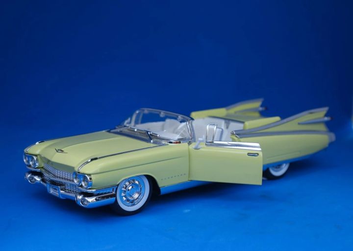 Die-Cast%20Replica%201959%20Cadillac%20Eldorado%20Convertible%20-%20Image%204