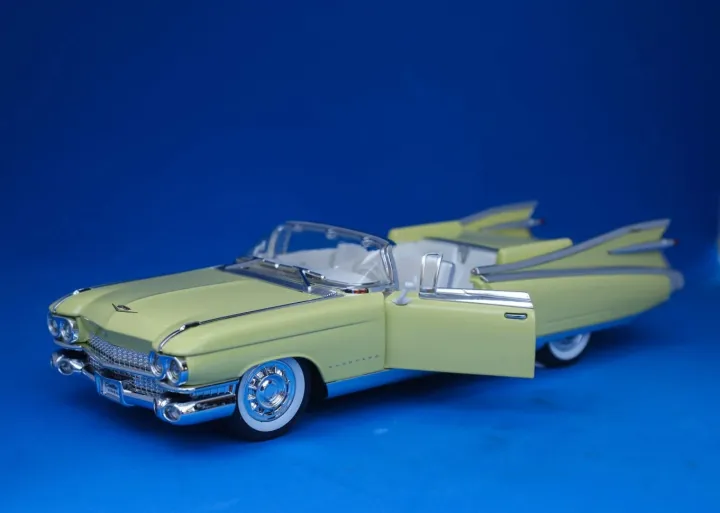 Die-Cast%20Replica%201959%20Cadillac%20Eldorado%20Convertible%20-%20Image%204