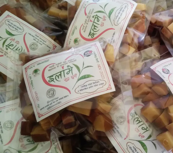 Ilame%20Pure%20Chhurpi%20(%20Dried%20Traditional%20Nepalese%20Cheese)%20200Gm%20Pack%20-%20Image%203