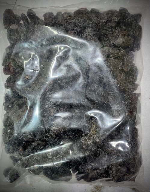 Dry Black Raisin With seed 500 Gm kismis