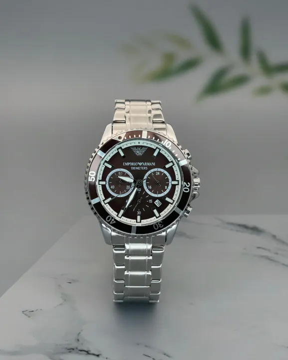 Emporio%20Armani%20Classic%20Round%20Quartz%20Brown%20Dial%20Men%20Watch%20-%20Image%204