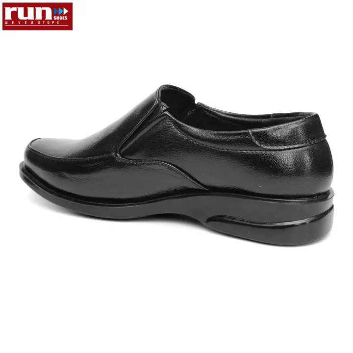 Run%20Shoes%20%20Black%20Leather%20Plain%20Slip-on%20Official%20/%20Formal%20Shoe%20For%20Men%20(1560)%20-%20Image%205