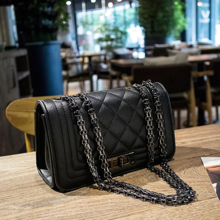 Metal%20Bag%20Chain%20Bag%20Belt%20Bag%20Hardware%20Chain%20Accessories%20Diagonal%20Strap%20Bag%20Chain%20-%20Image%204