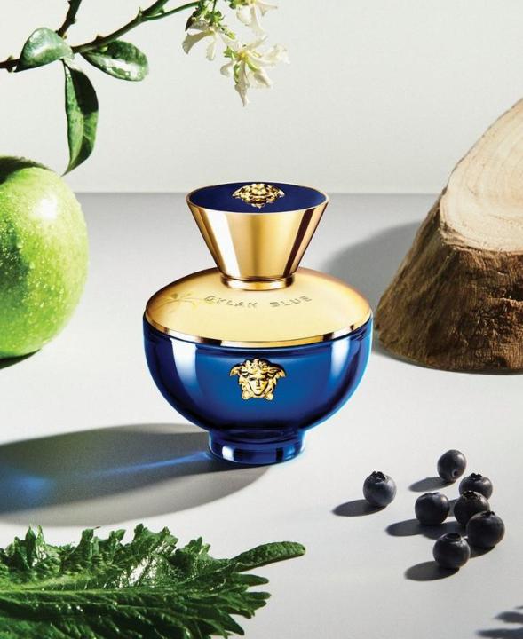 Versace%20Dylan%20Blue%20Pour%20Femme%20Eau%20De%20Parfum%20For%20Women%20Mini%20Miniature%20Travel%20Pack%205ml%20-%20Image%204