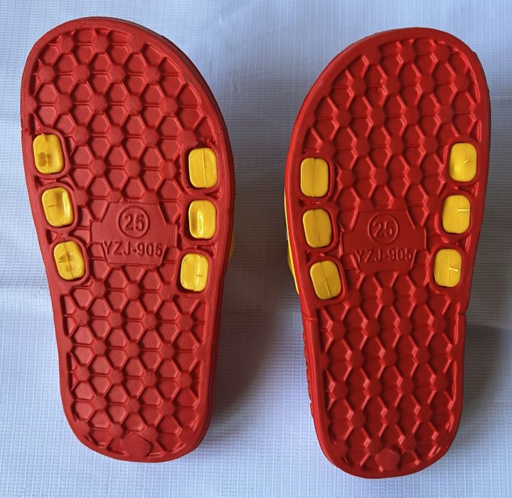 BDBP%20&%20Different%20Animal%20Printed%20Slipper%20For%20Kids%20-%20Image%206