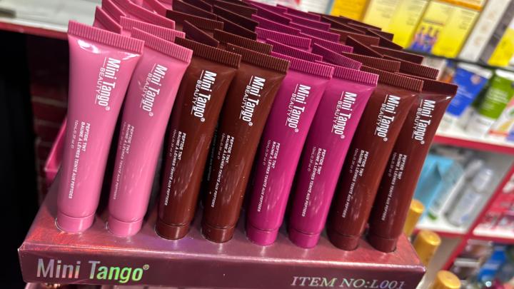 Mini%20Tango%20Beauty%20Peptide%20Lip%20Tint%20%7C%20Forever%20Beauty%20-%2010ml%20-%20Image%202