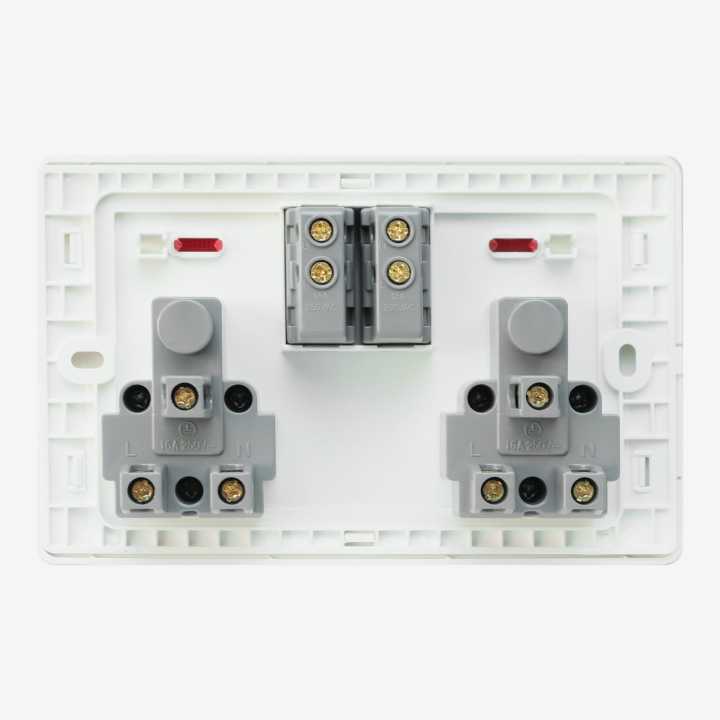 White%20Color%20Double%20Power%20Socket%20-%20Image%203