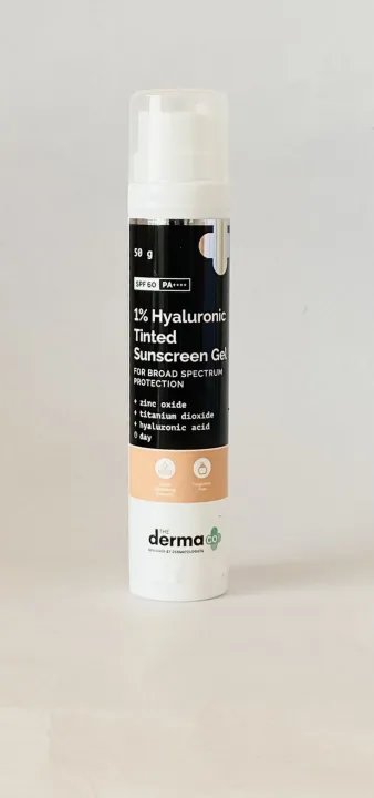 The%20Derma%20Co%201%25%20Hyaluronic%20Tinted%20Sunscreen%20Gel,%2050%20G%20-%20Image%203