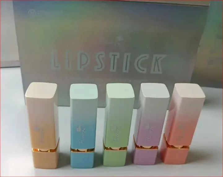 Angel%20Kiss%20Lipstick%20Set:%205%20Matte%20Shades%7C%7CnMatte%20Lipstick%20Collection:%20Vibrant%20and%20Long-lasting%20-%20Image%206